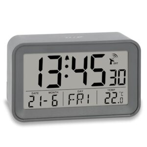 ADE Digitaler Funkwecker mit Licht | Wecker mit Temperaturanzeige und Kalender | kompakter Reisewecker | hübsches matt graues Gehäuse | mit Batterie