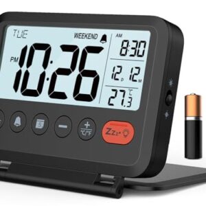 MeesMeek Reisewecker Digital Klein: 2 Stufen Licht und Lautstärke, 12/24H, Kalender, Temperatur, Wochenende und Schlummer Modus, Klappbar, Batteriebetrieben Mini Wecker (AAA-Batterien inklusive)